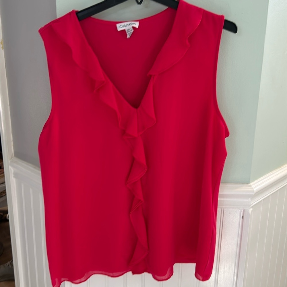 Calvin Klein sleeveless vneck pink top size XL